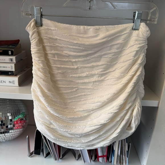 CAMILA COELHO Stacey Mini Skirt in Ivory - Picture 4 of 5